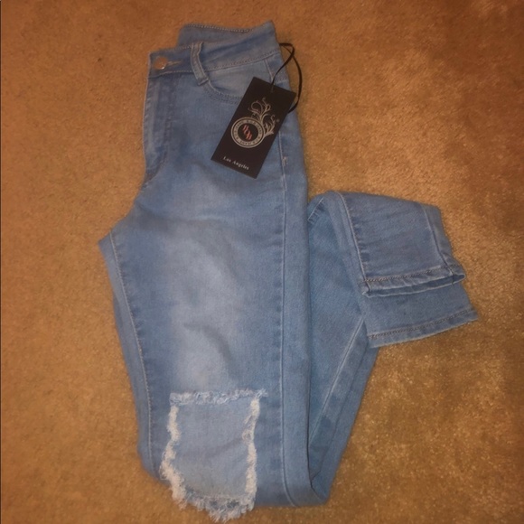 High Rise Jeans - Picture 3 of 6